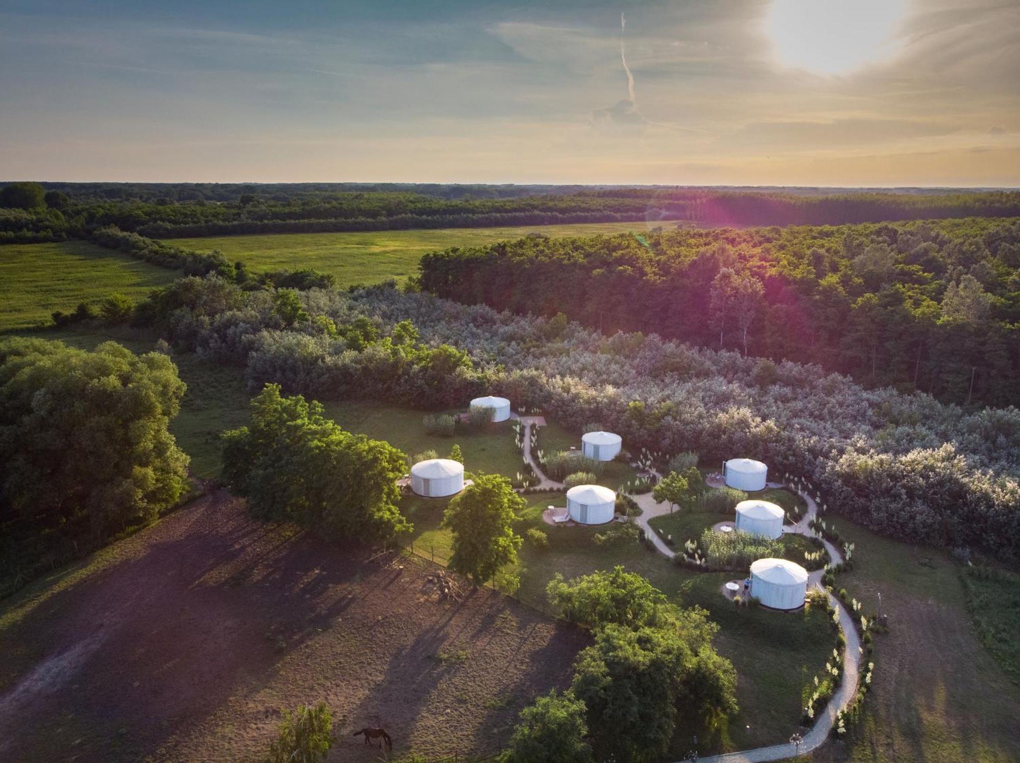 Homoki Lodge Bed & Beyond Glamping (Adults Only) Ruzsa 外观 照片