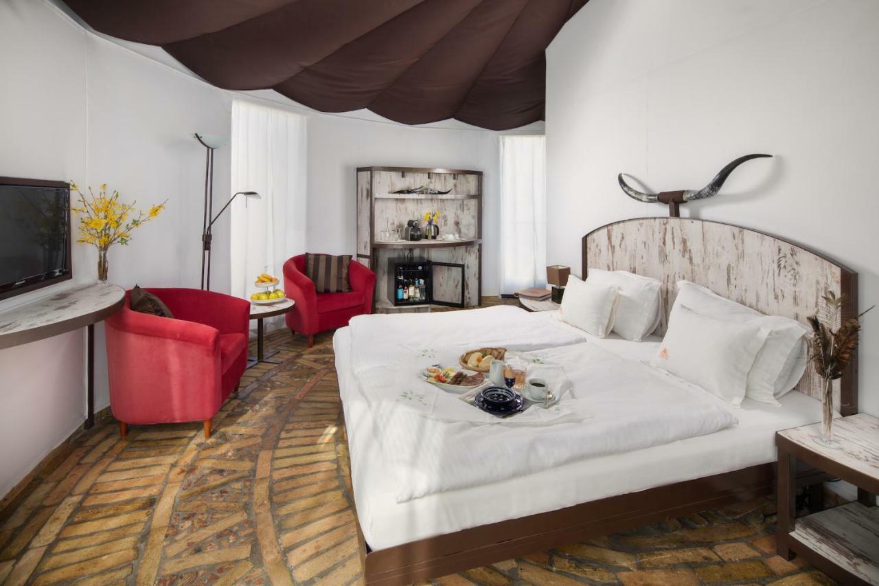 Homoki Lodge Bed & Beyond Glamping (Adults Only) Ruzsa 外观 照片