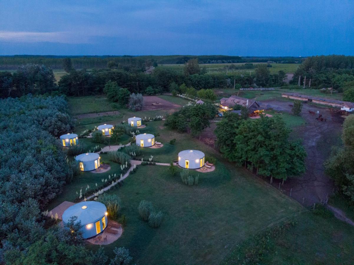 Homoki Lodge Bed & Beyond Glamping (Adults Only) Ruzsa 外观 照片